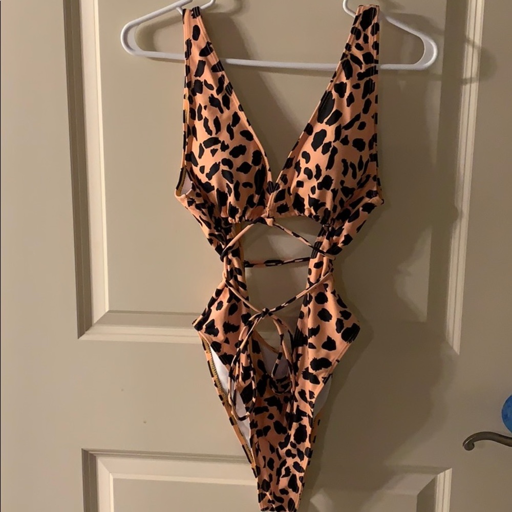 One piece cut out bikini